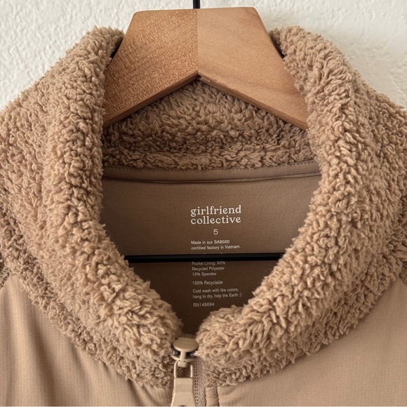 Girlfriend Collective Cozy Brown Sherpa Pullover - Picture 2 of 5
